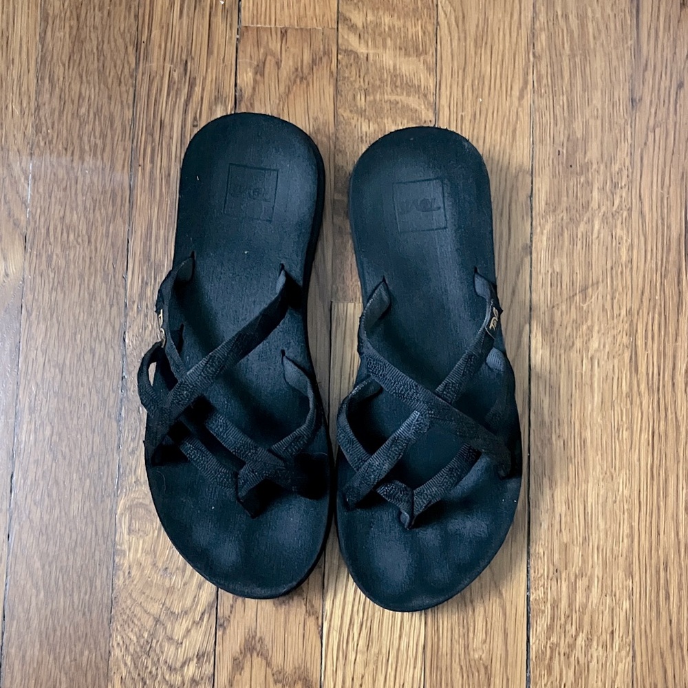Teva Olowahu Sandals